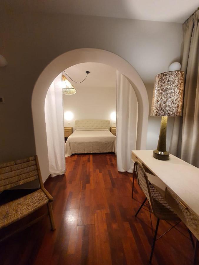 B&B Antico Ulivo โมโนโปลี ภายนอก รูปภาพ