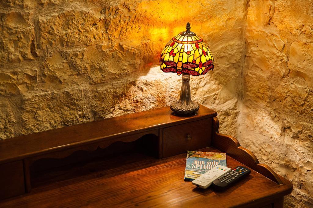B&B Antico Ulivo โมโนโปลี ภายนอก รูปภาพ